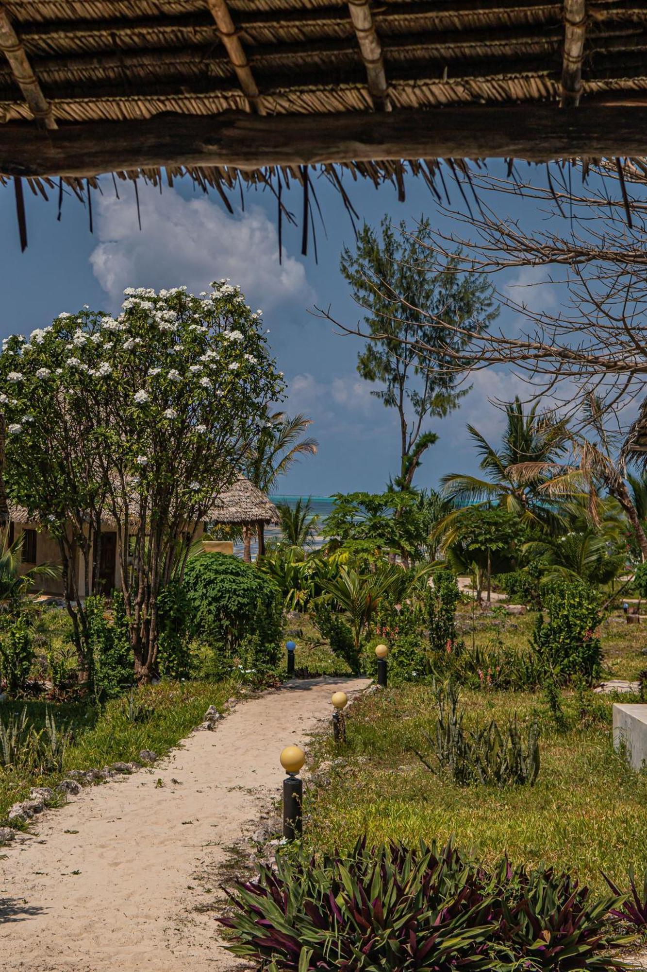 Jaribu Beach Hotel Paje Exterior foto